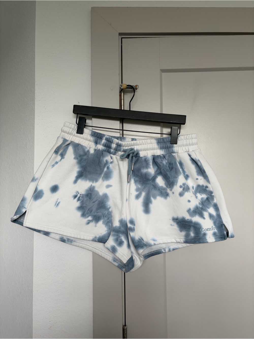 COMFRT MINIMALIST TIE-DYE SHORTS BLUE WOMENS XL